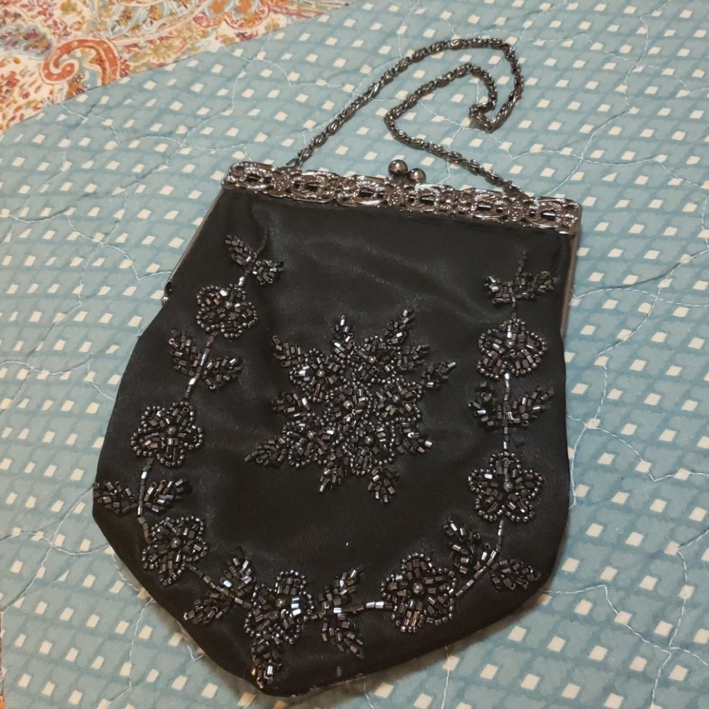Black Clasp Clutch Purse